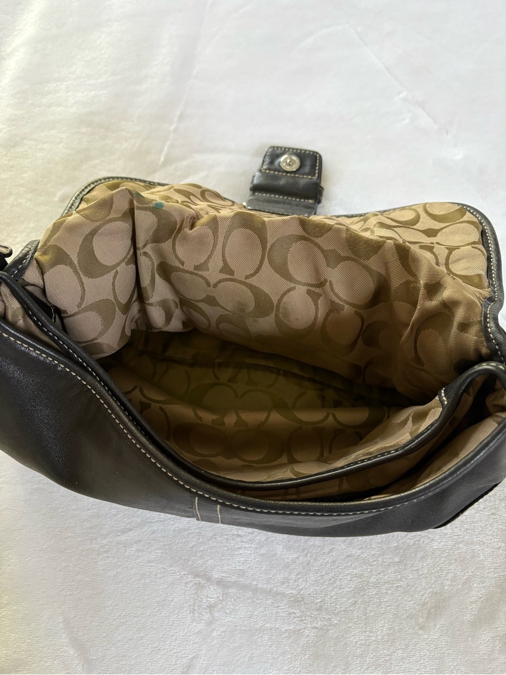 Vintage Coach Soho Flap Hobo Bag - Picture 7 of 10